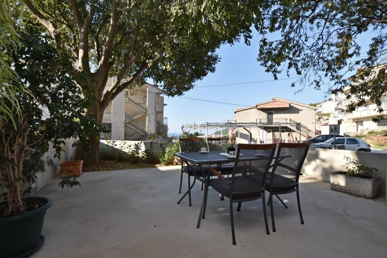 Apartments Amulic Duce Exterior photo
