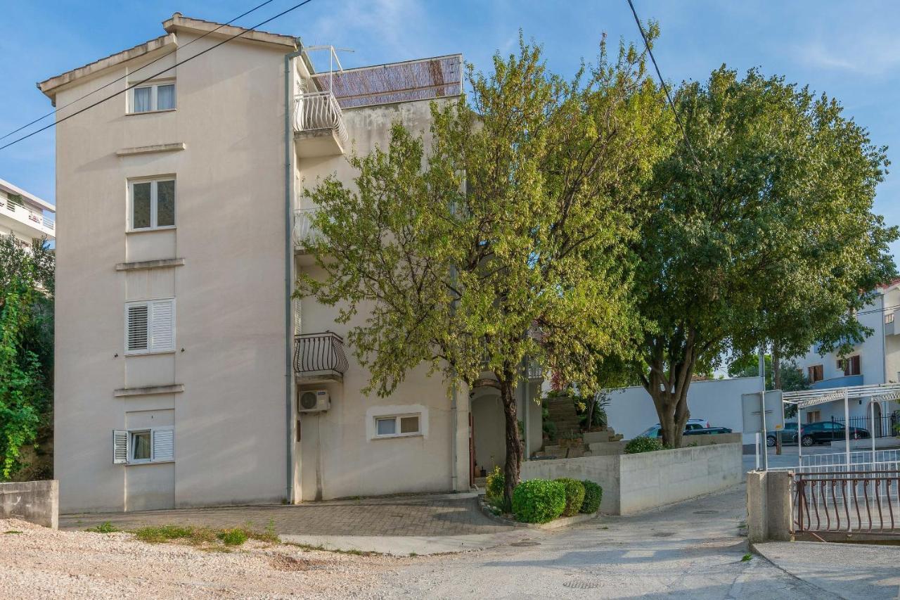 Apartments Amulic Duce Exterior photo